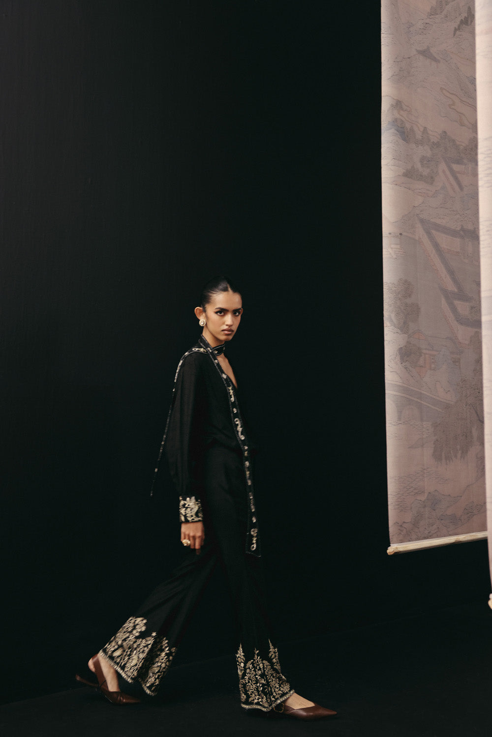 Parsi Gaara  Bow Tie Shirt