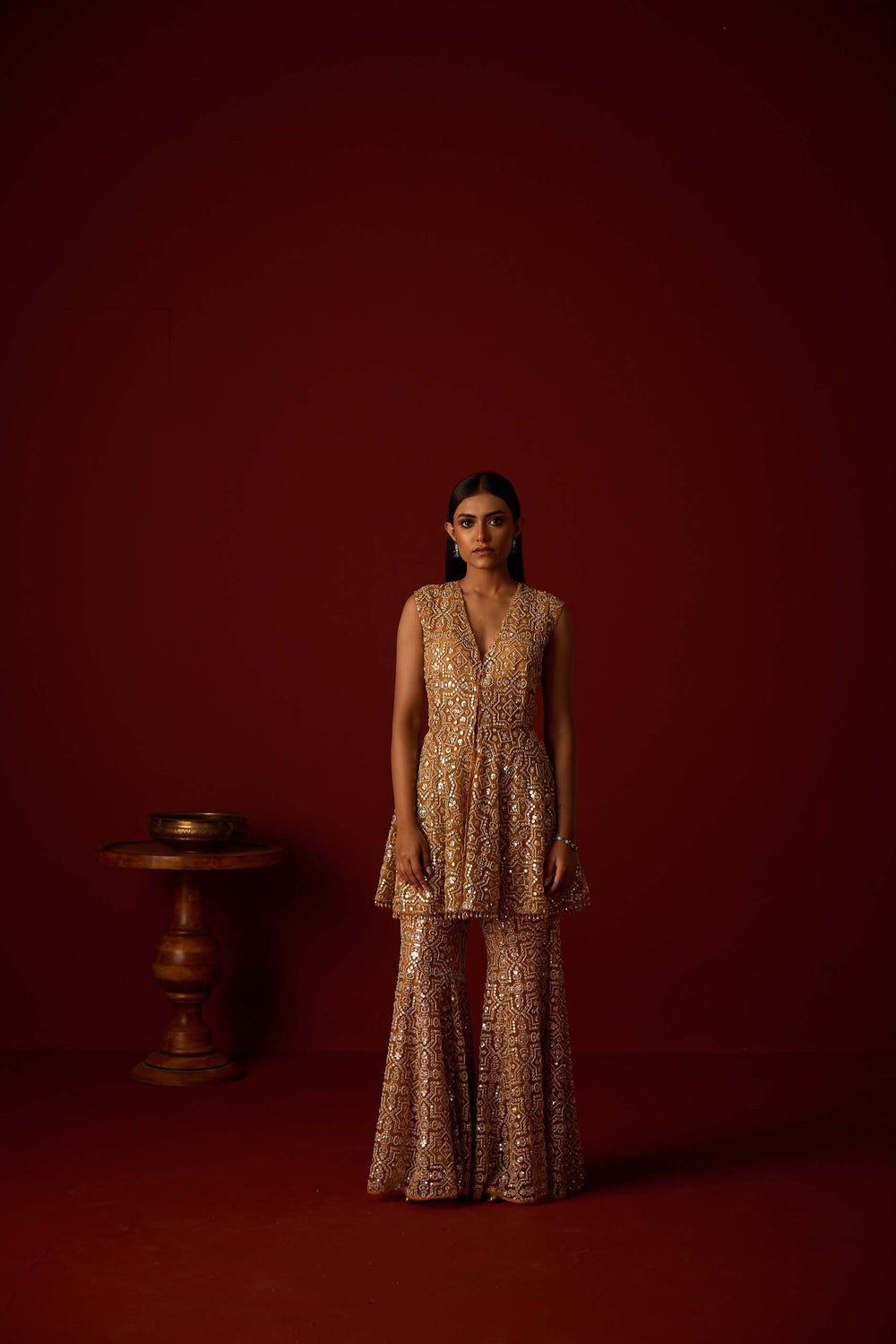 Net Mirrorwork Embellished Saree With Mirrorwork Beadwork Blouse