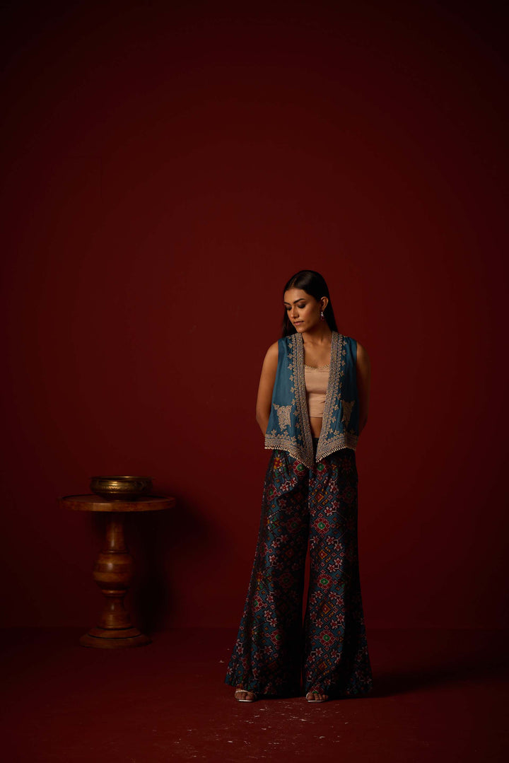 Asymmetrical Gilet Set