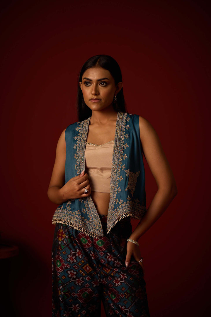 Asymmetrical Gilet Set