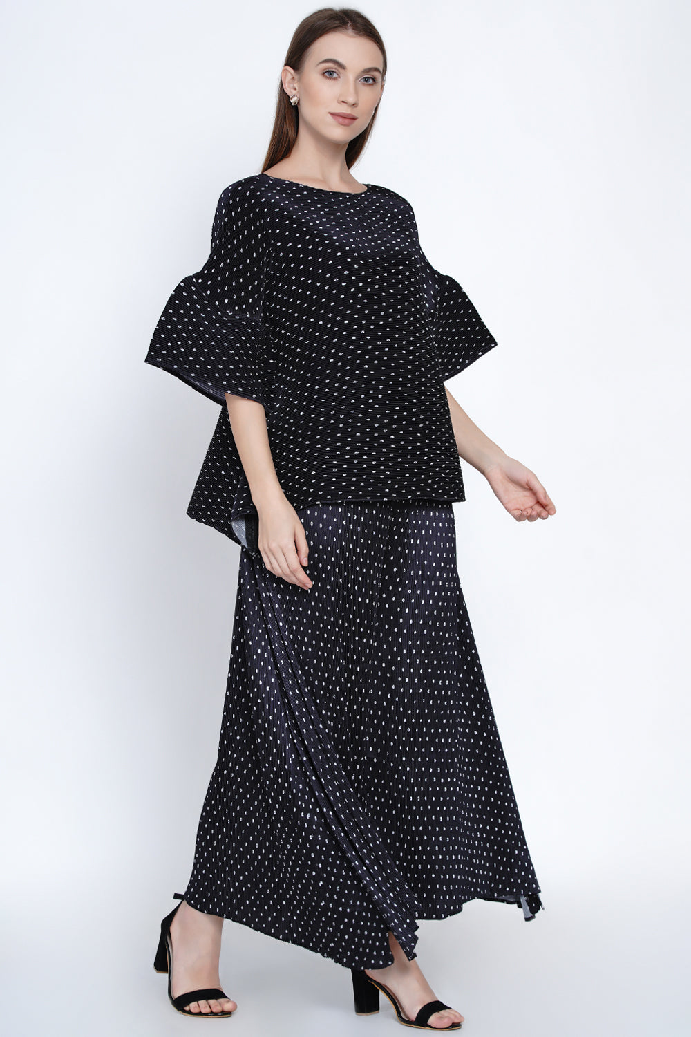 Pleated bandhani loose, Round neck, Flared sleeves top