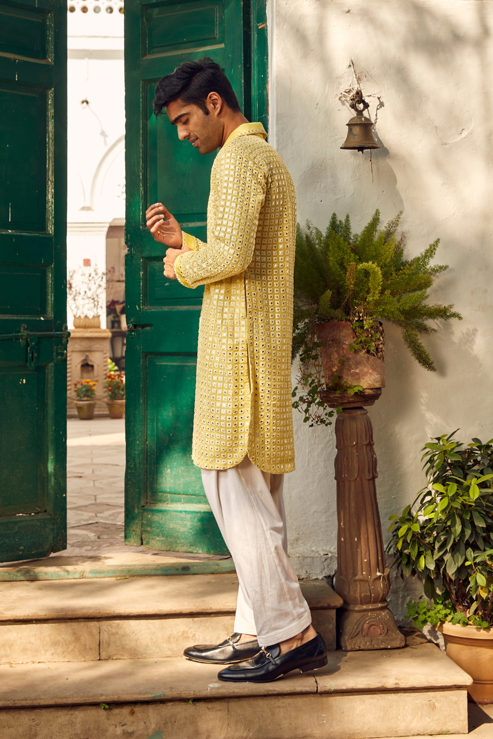 Mirrorwork Pathan Suit