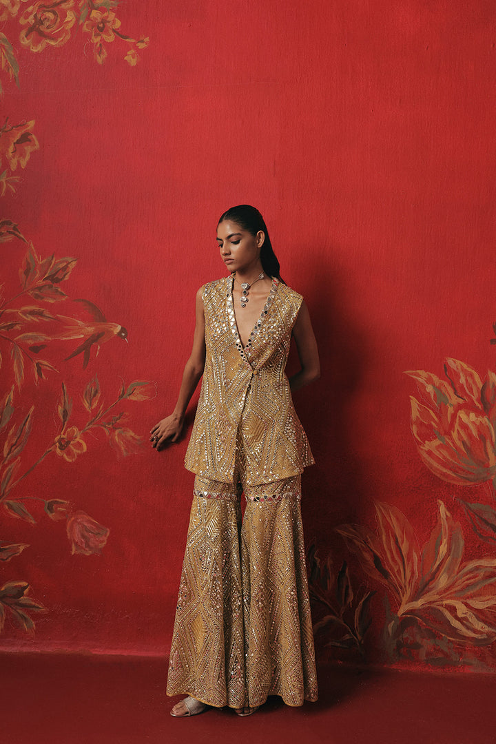 Mirrorwork Shararas