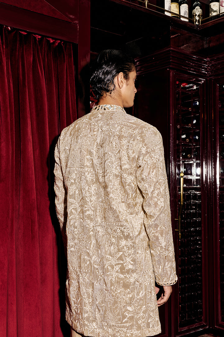 The Florian Picchwai Kurta Set