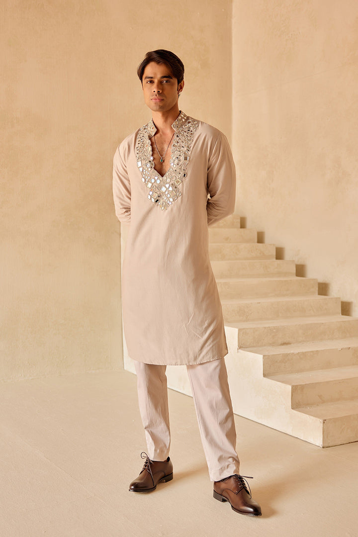 ZARI MIRRORWORK KURTA WITH STRAIGHT PANTS