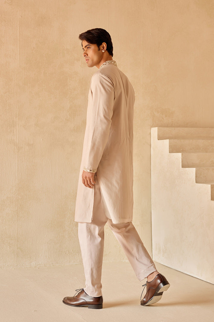 ZARI MIRRORWORK KURTA WITH STRAIGHT PANTS