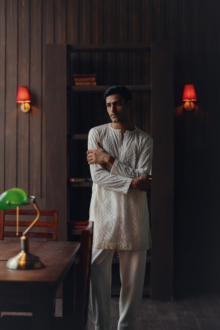 Ivory Threadwork Kurta Set