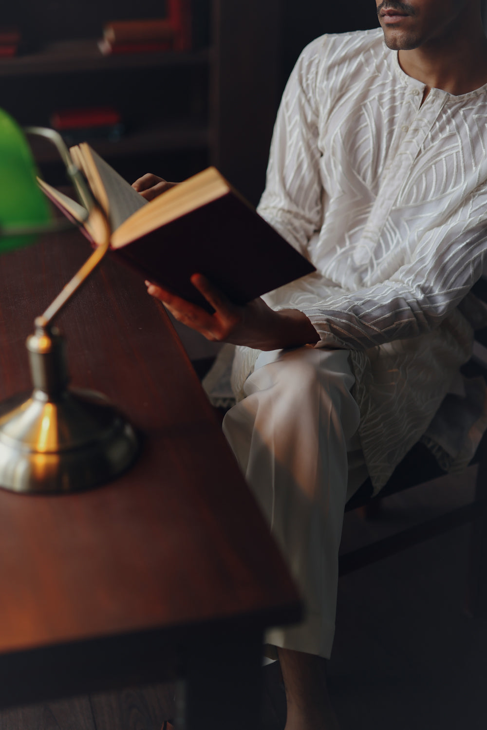 Ivory Threadwork Kurta Set