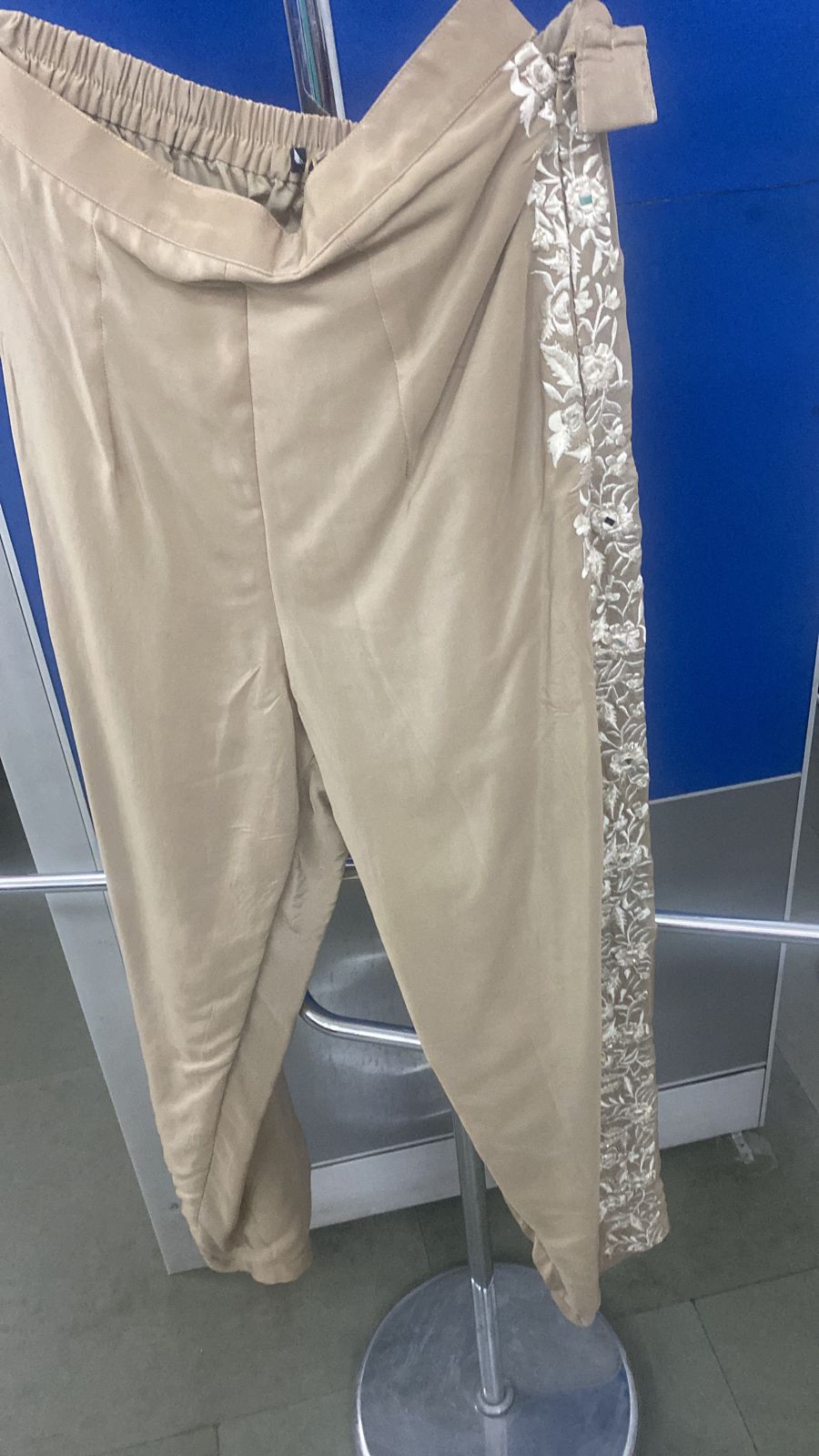 Parsi Gaara Side Panel Pants