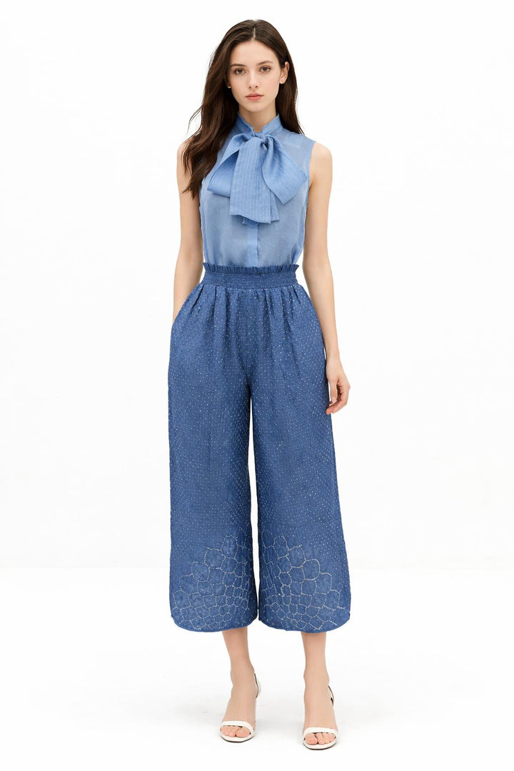 Tissue organza shirt with tie and Crushed bandhani pants